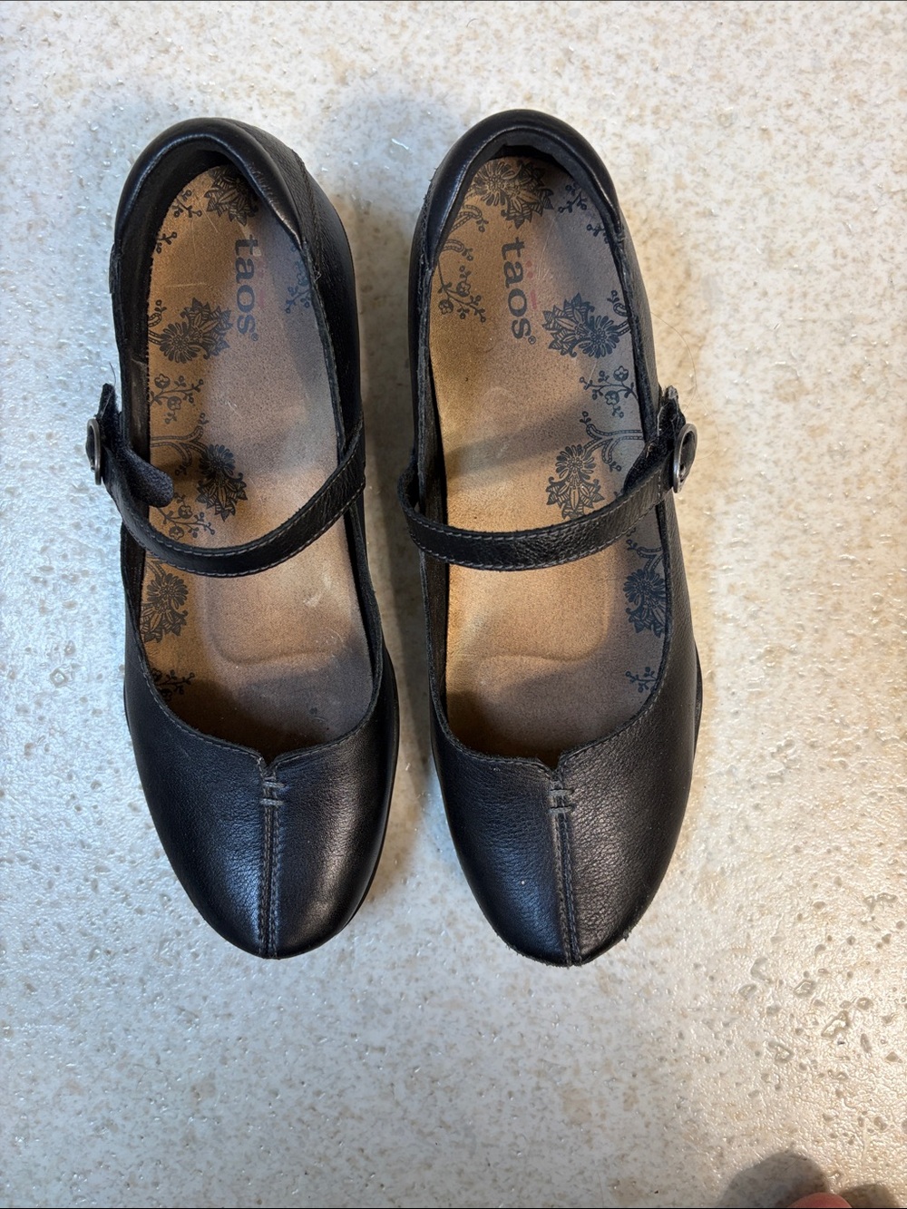 Taos Footwear Black Mary Jane Shoes